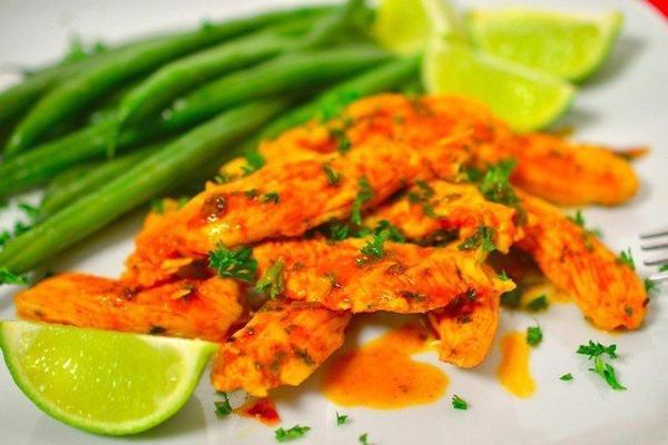 Филе индейки с сальса ромеско