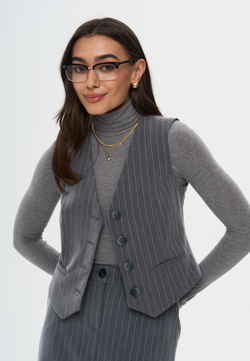 Жилет приталенный