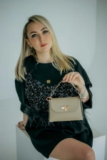 Женская сумочка с застежкой-пчелкой из натуральной кожи цвет taupe