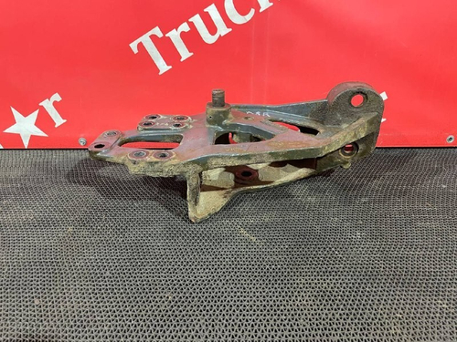 Кронштейн рессоры передней правый