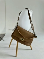 Женская наплечная сумка из натуральной винтажной кожи бежевого цвета