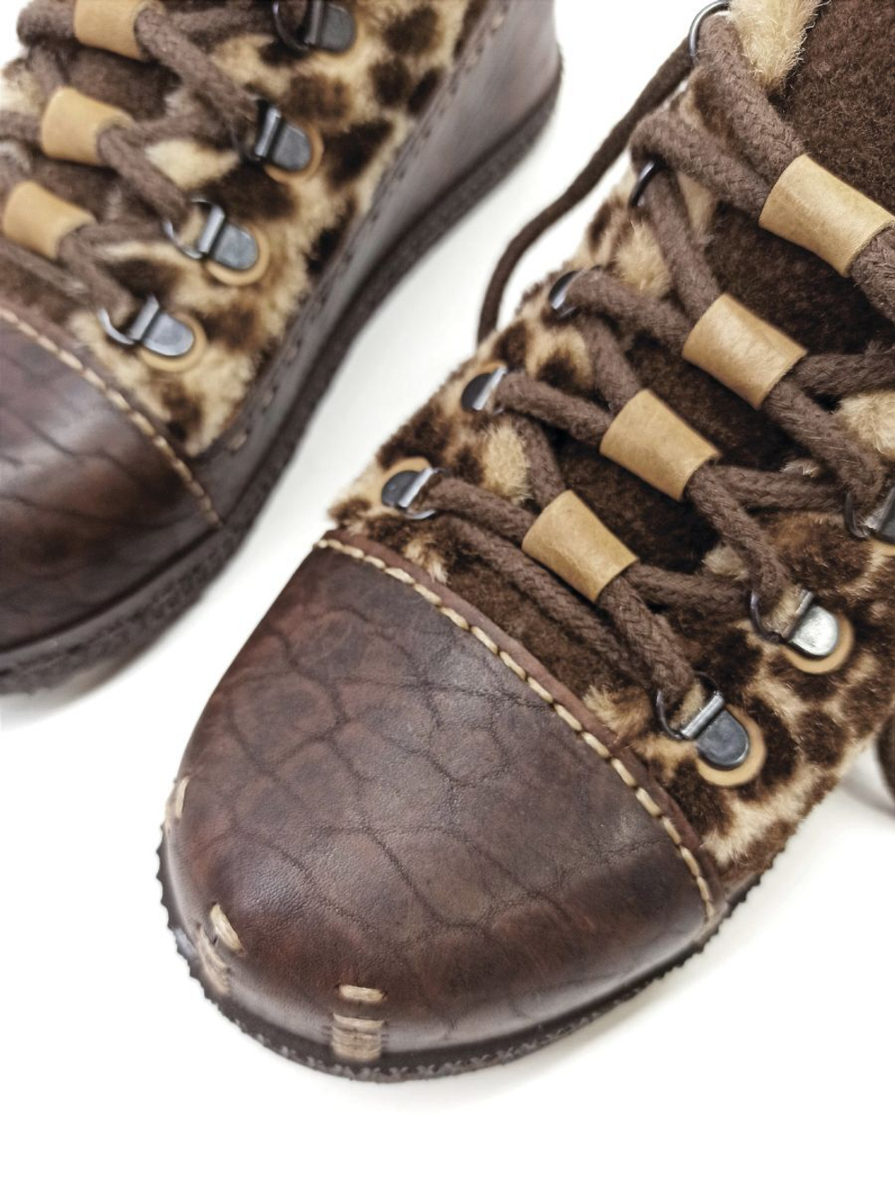 Ботинки меховые "LEO"