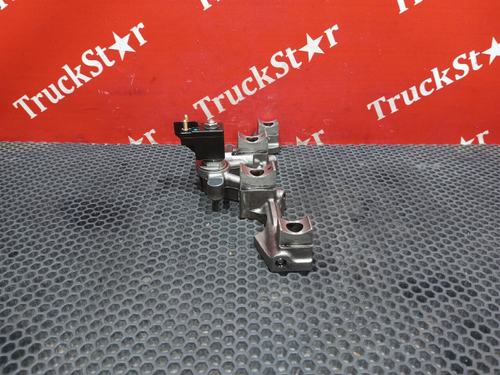 Кронштейн коромысел 2024г