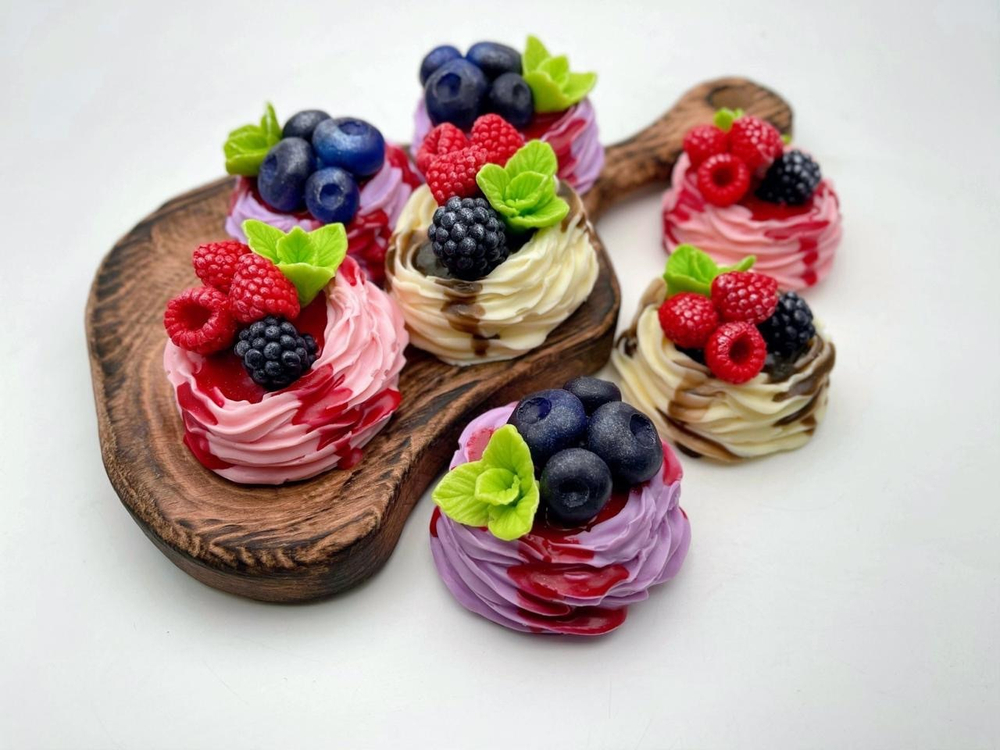 Мыло «Безе с ягодами» Magic Benefit Soap