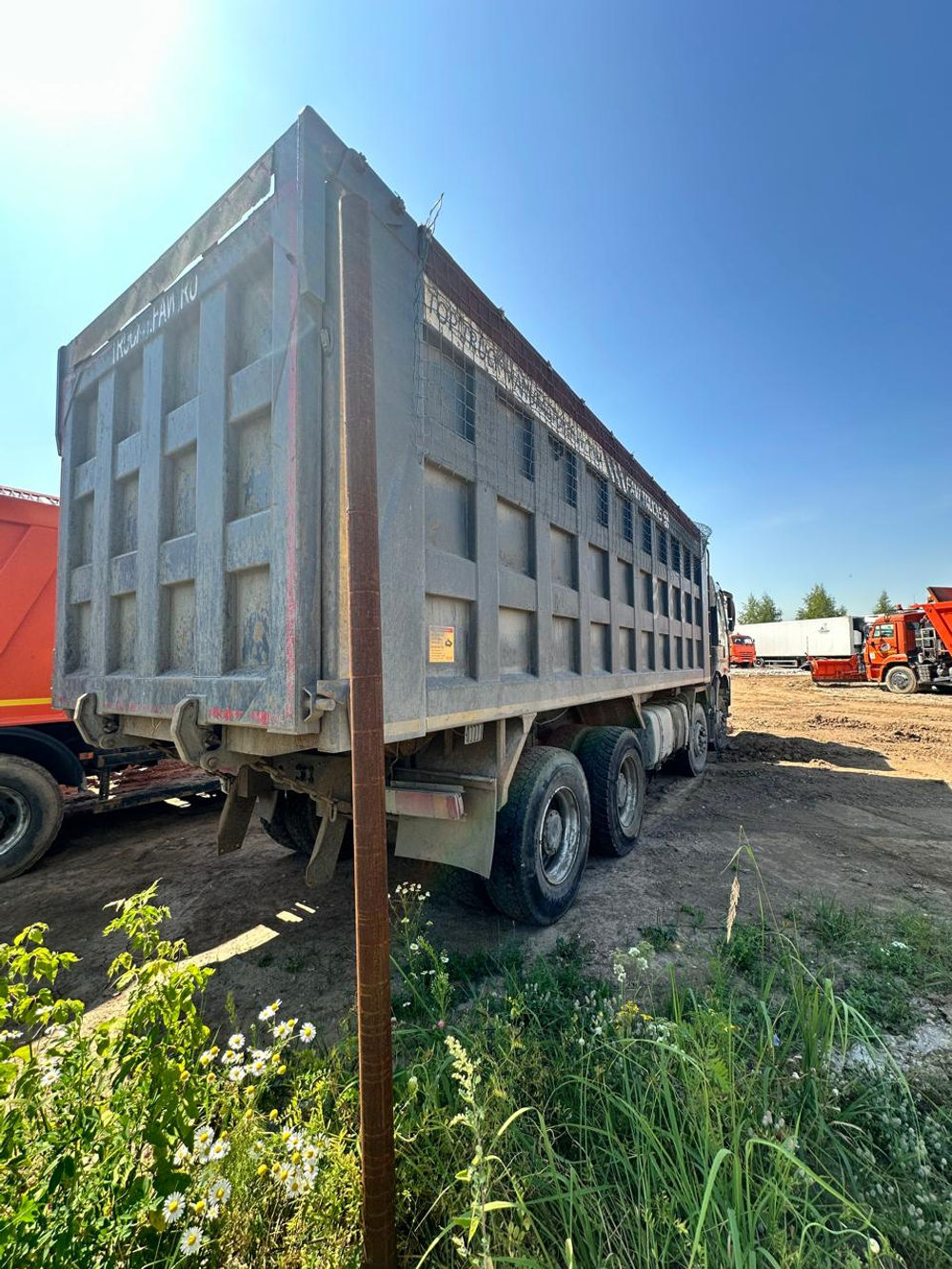 FAW J6 8x4 Самосвал СА3310Р66K24T4E5