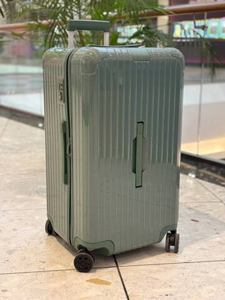 Чемодан Rimowa