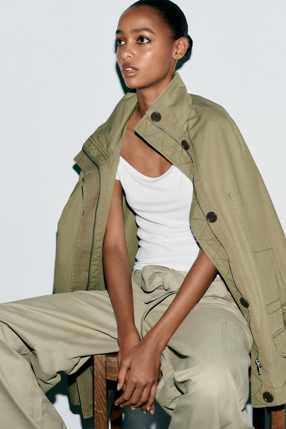 ZARA ФУТБОЛКА С КВАДРАТНЫМ ВЫРЕЗОМ, БЕЛЫЙ