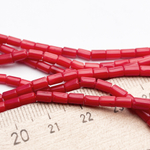 Коралл тонированный бусины, цвет красный, размер около 4,5*3,2 мм, цена за отрезок 19 см (1/2 нити)