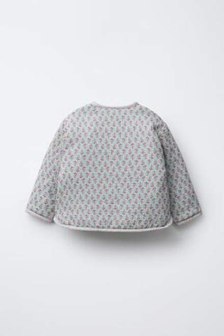 ZARA СТЕГАНАЯ КУРТКА С ЦВЕТОЧНЫМ ПРИНТОМ, РАЗНОЦВЕТНЫЙ