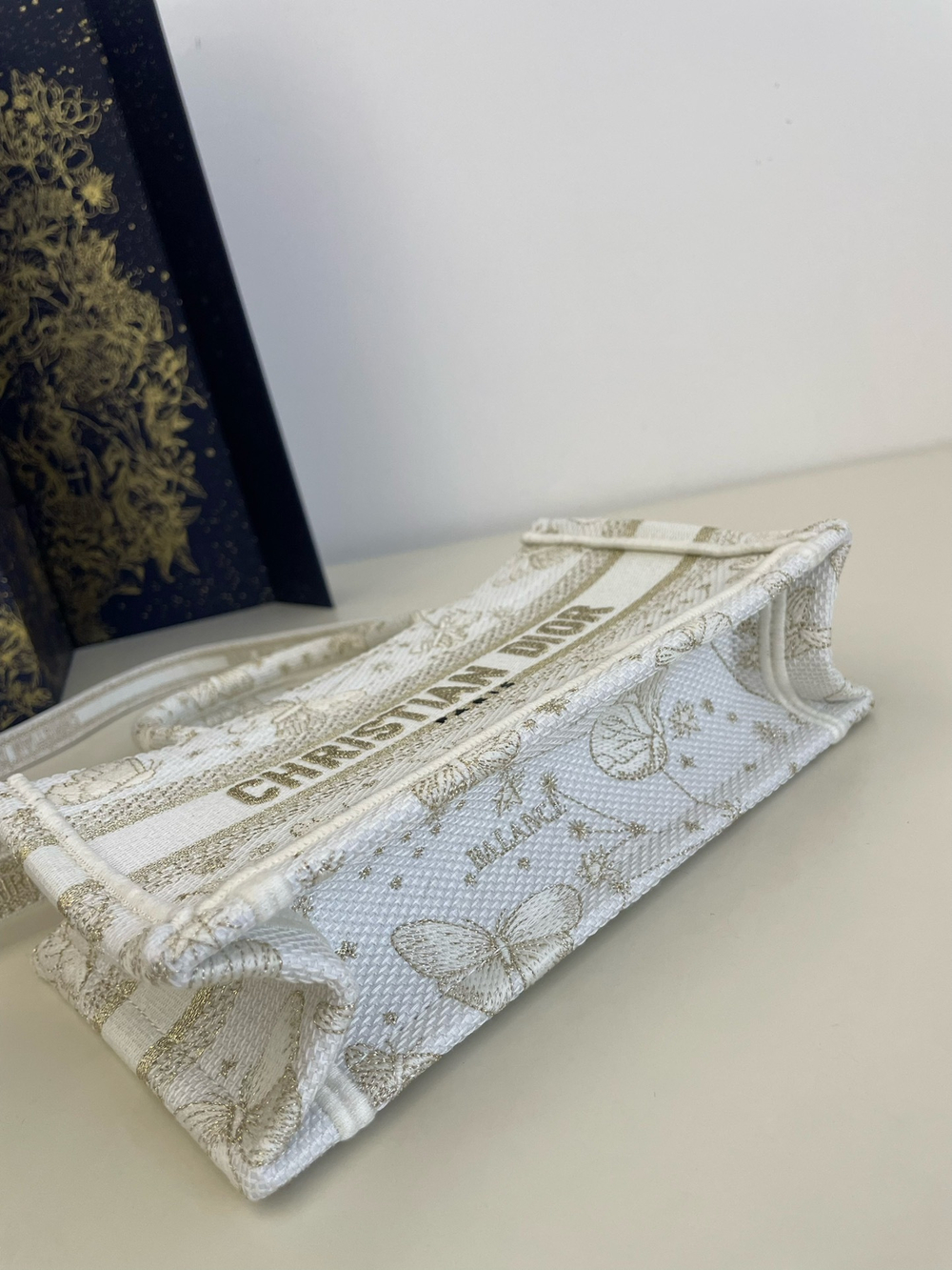 Christian Dior Mini Book Tote 21 cm