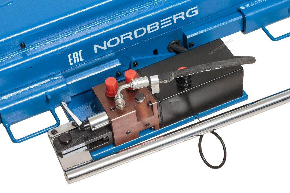 NORDBERG (N423_B) Траверса с ручным приводом, синяя 2 т