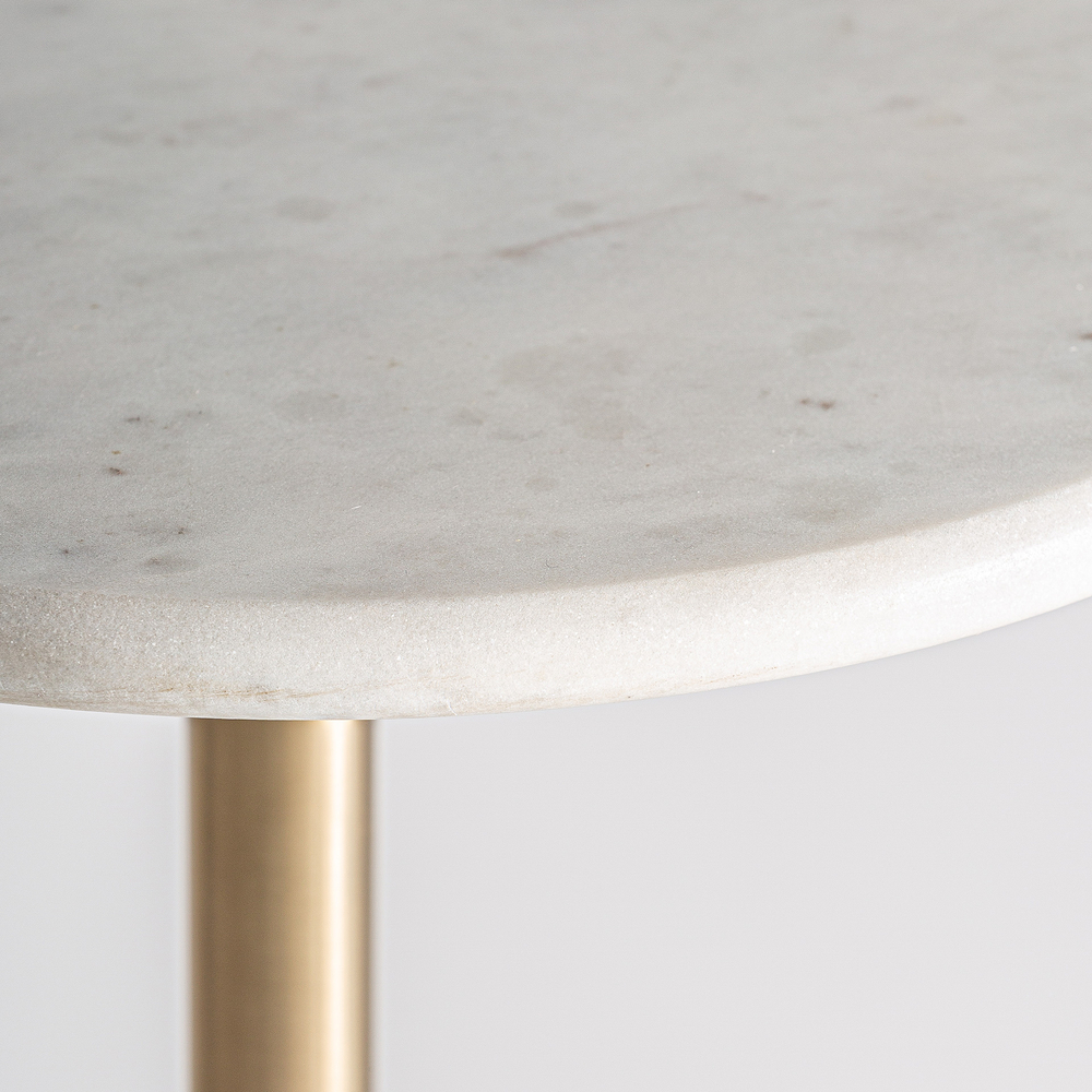 Приставной столик Sintra