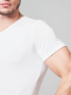 Футболка V-вырез однотонная облегающая