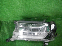 Битая Фара левая Toyota Land Cruiser 200 15-21 LED Black