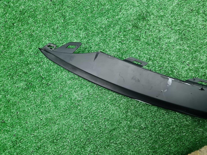 Накладка переднего бампера Porsche Macan 95b 18-21