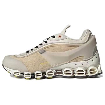 Кроссовки adidas originals - это современная коллекция нижнего белья от компании Юнисекс