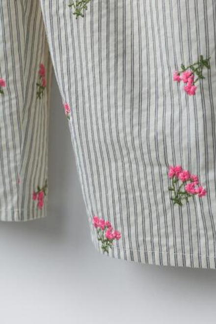 ZARA ДЛИННЫЙ КОМБИНЕЗОН В ПОЛОСКУ С ВЫШИВКОЙ, СЕРЫЙ