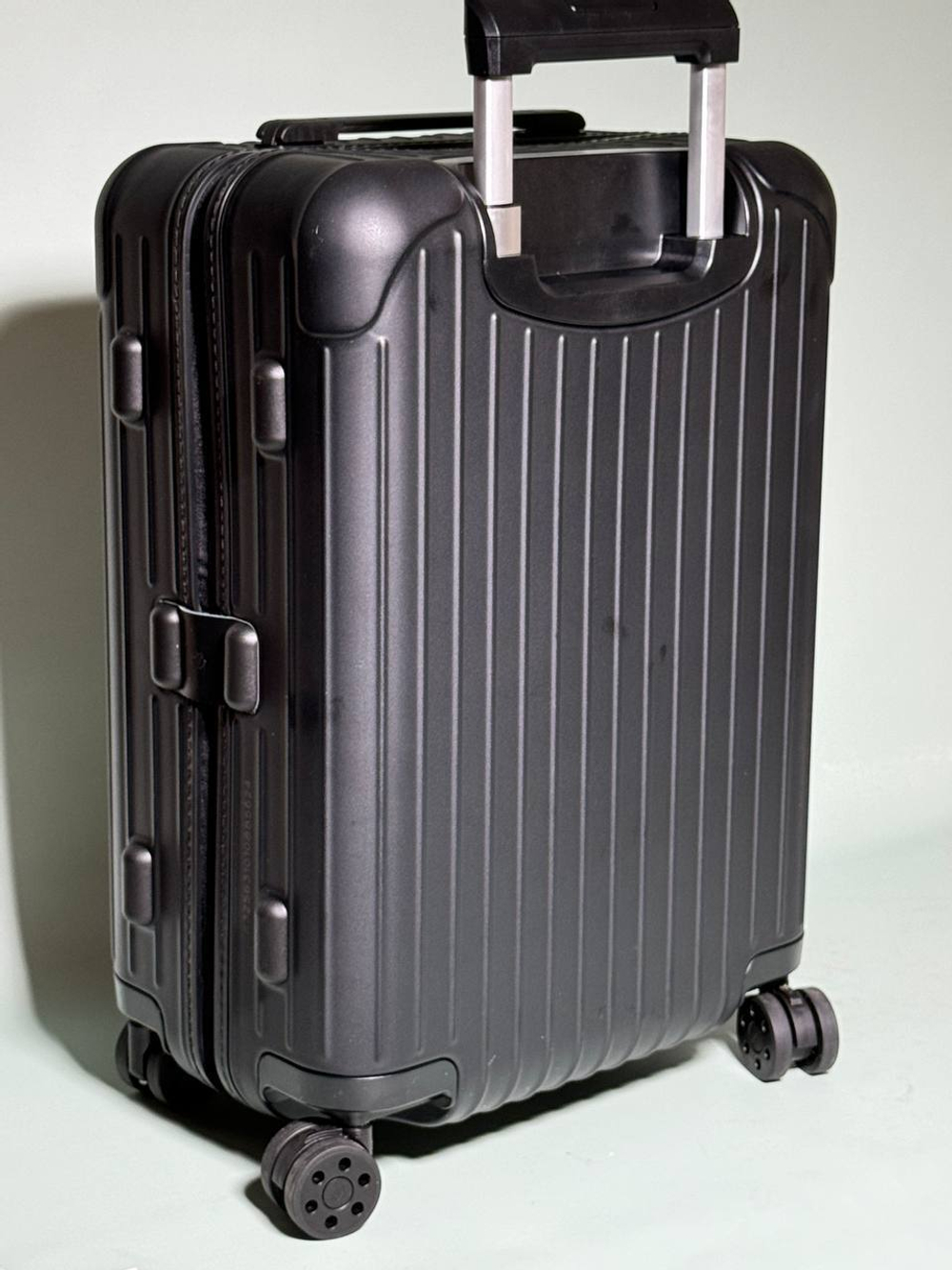 Чемодан Rimowa