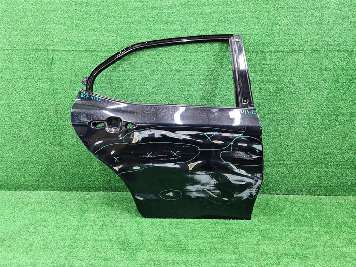 Дверь задняя правая Toyota Camry xv70 (2017-н.в.)