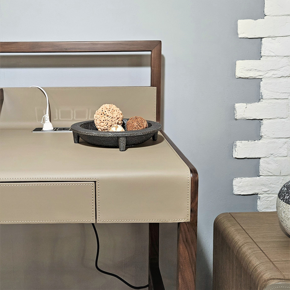 Стол письменный Scribe