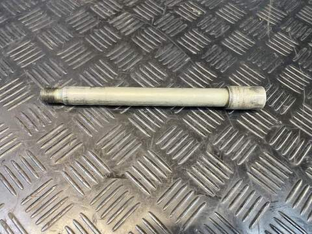 Ось переднего колеса Yamaha FZ1 Fazer RN17