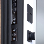 Стальная дверь "Plata" с зеркалом