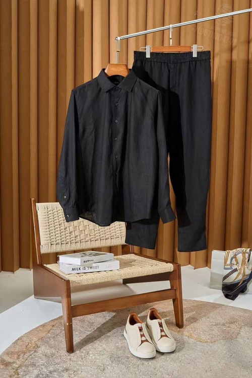 Льняной костюм Ermenegildo Zegna