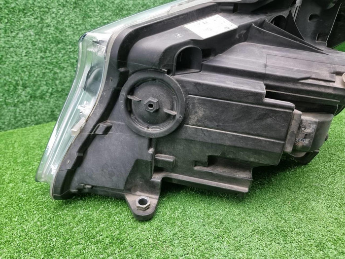 Фара правая Mercedes V W447 (2014-н.в.) LED