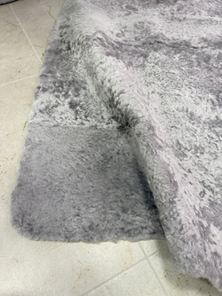 Ковер прямоугольный натуральный мех овчина, 200 х 170 см.