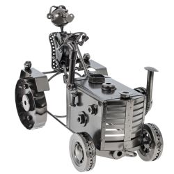 GAEM Подставка для бутылки "Тракторист", L31 W15 H22 см