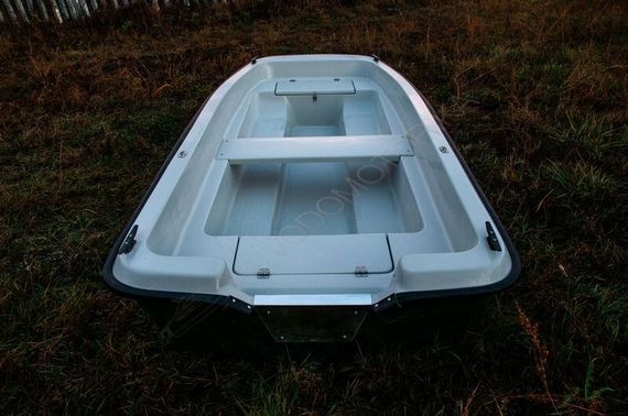 Лодка пластиковая Армада Кайман 31L