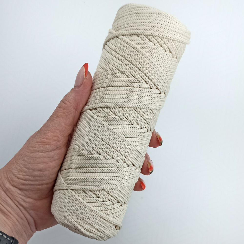 Полиэфирный шнур круглый 3 мм Пломбир