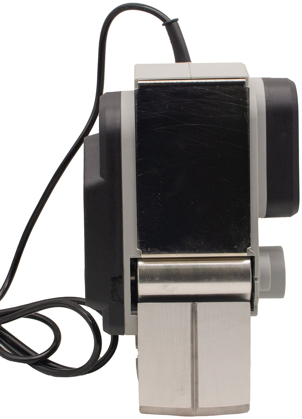 Рубанок электрический Ресанта Р-82/800 (800 Вт, 16000 об/мин, глубина - 2 мм, ширина - 82 мм, 2.6 кг)/ Электрорубанок