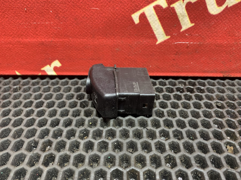 Кнопка блокировки дифференциала