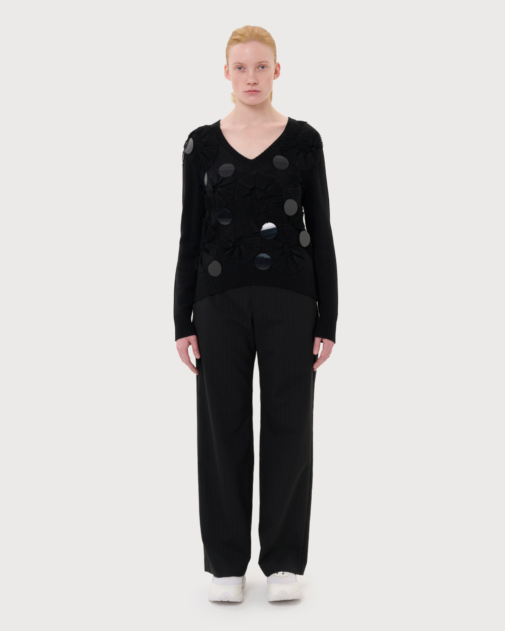 INSHADE черный свитер с декором