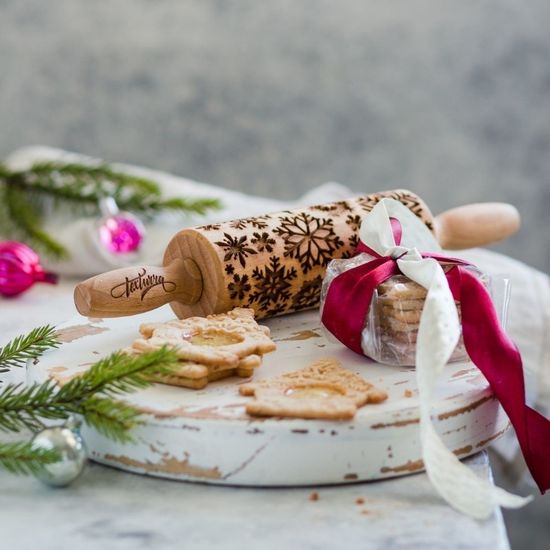 Малая скалка с узором Снежинки