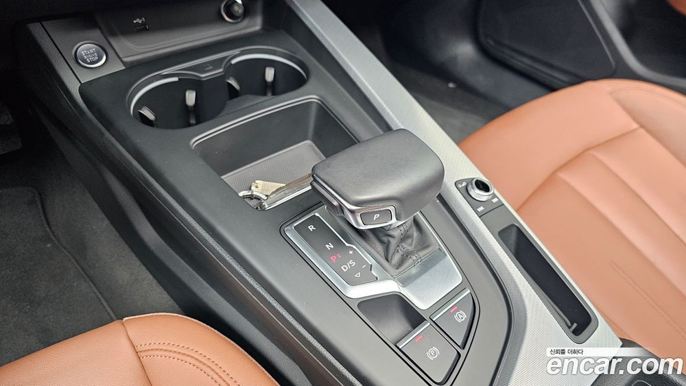 Audi A4 (B9) 40 TFSI (11.2022)