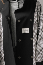 Плащ МАКСИ двухсторонний (черный/клетка)