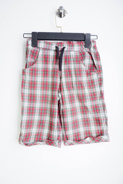 Шорты в клетку, визуально на 6/7 лет