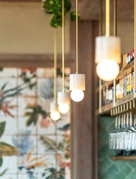 Alabaster P01 by ALLIED MAKER