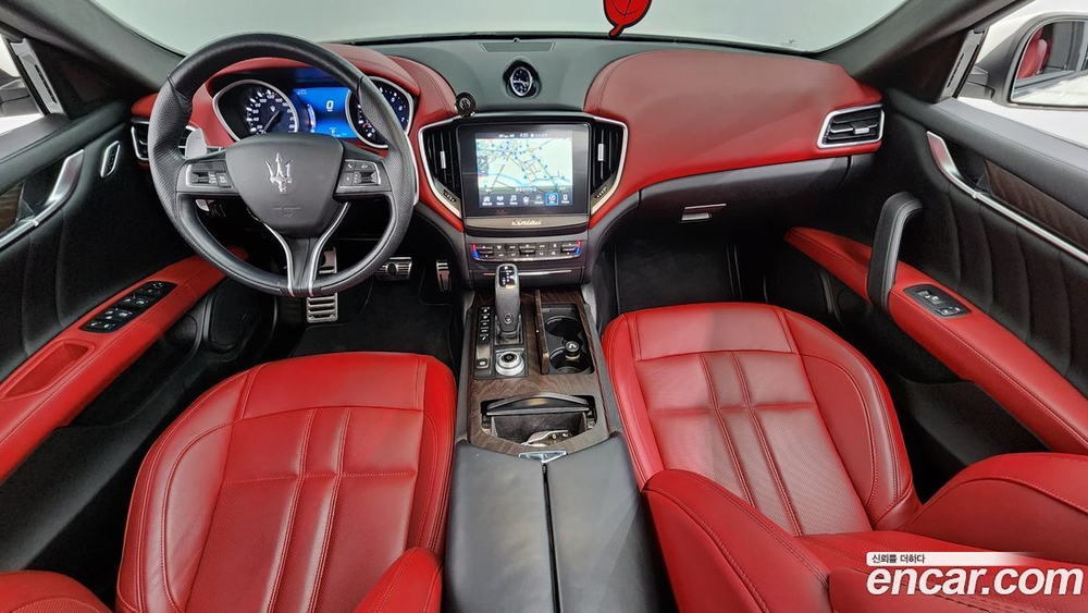 Maserati Ghibli 3.0 GrandSport (11.2020)