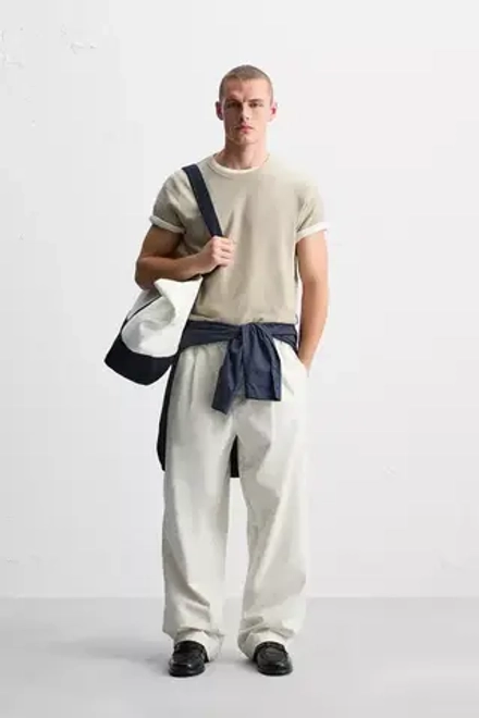 ZARA БАЗОВАЯ ФУТБОЛКА, ПЕСОЧНЫЙ