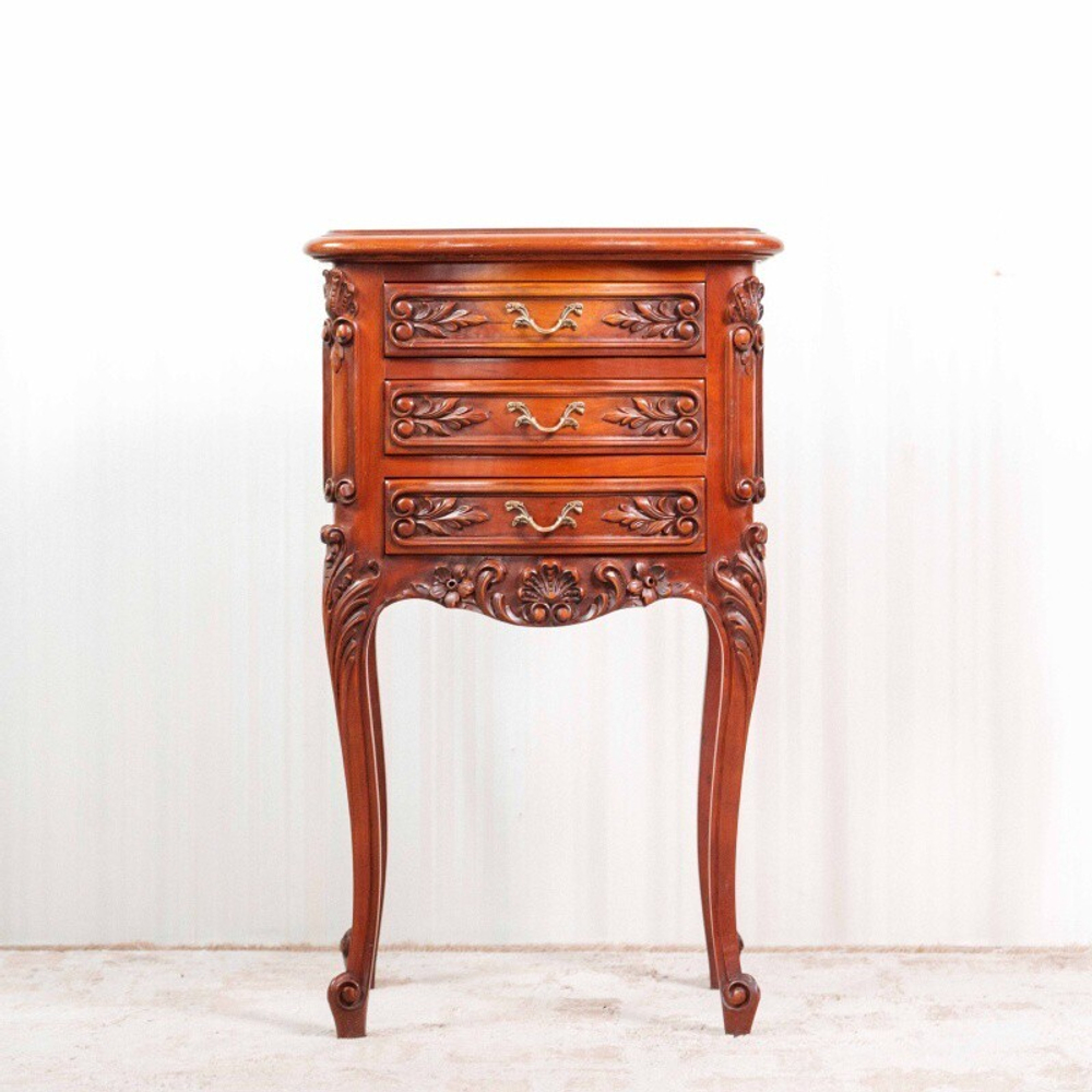 Комод в стиле Людовика XV