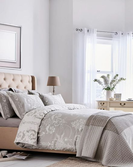 Квадратное зеркало в раме “Карлсбад”