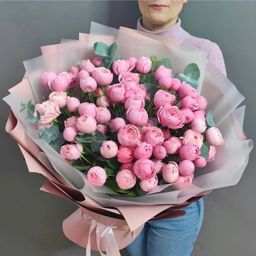 Букет из 15 кустовых пионовидных роз сорта "Силва Пинк"