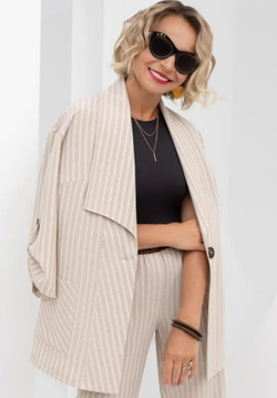 Пиджак женский светлый бежевый в полоску 50 размер