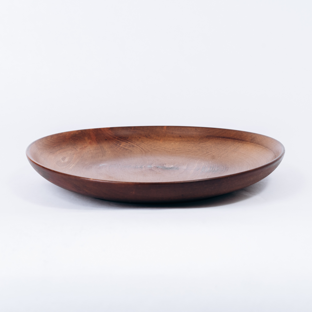 Деревянная плоская тарелка Art of Siberia из дерева сибирский кедр T129