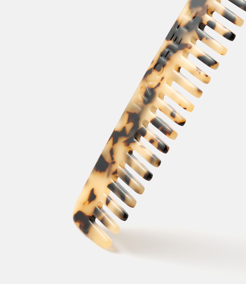 Machete No.3 Comb in Blonde Tortoise — расчёска из ацетата