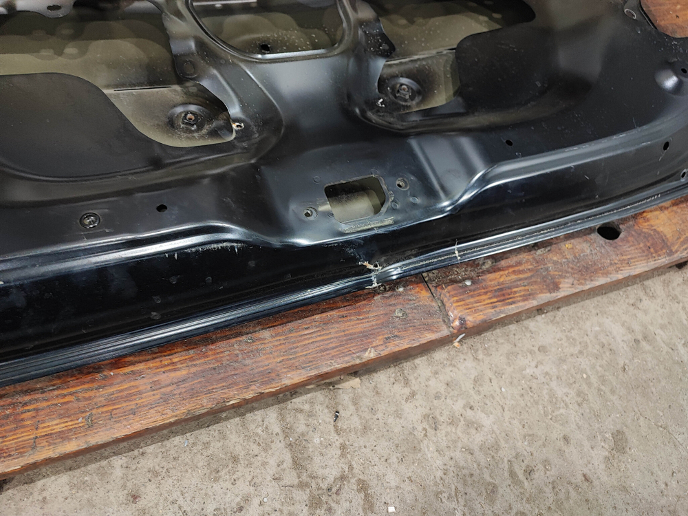 Крышка багажника Toyota Camry (XV50) 11-18 Б/У Оригинал 6440106C80