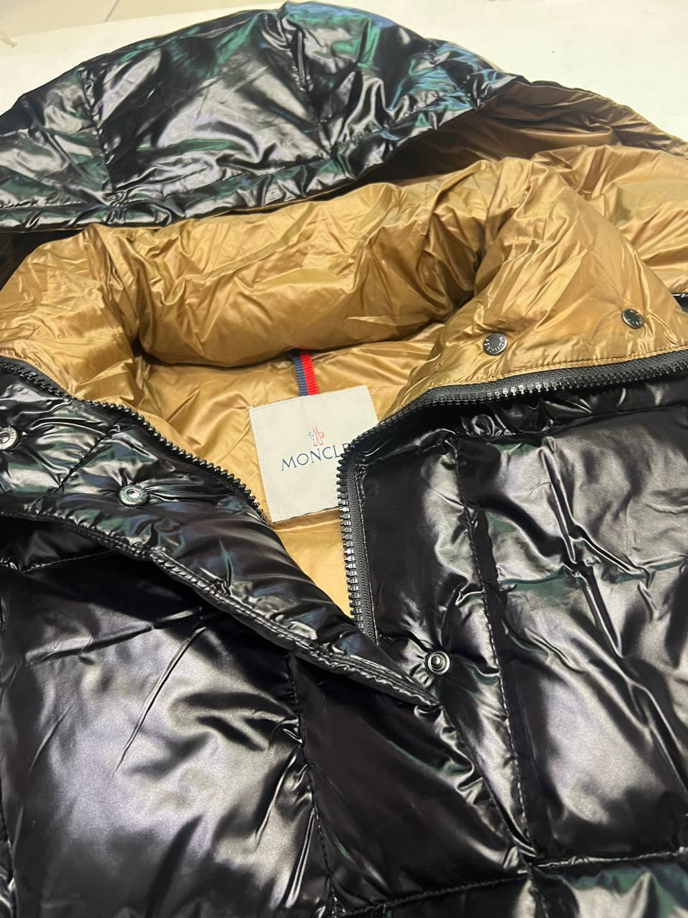 Пуховик Moncler